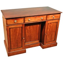 Antique Finest Quality George III Mahogany Dressing Table with Original Fittings