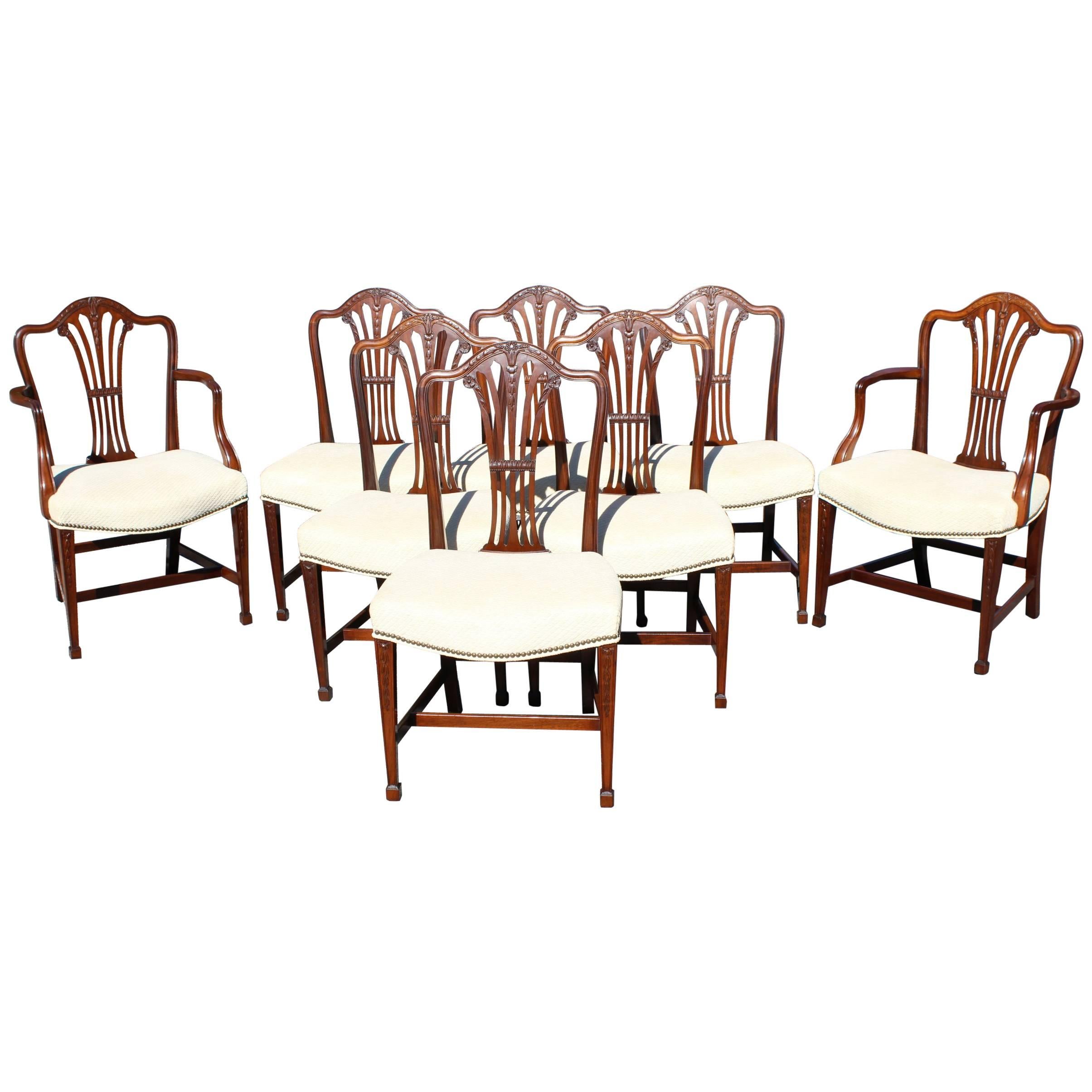 Set of Eight Irving & Casson/A.H. Davenport Mahogany Dining Chars
