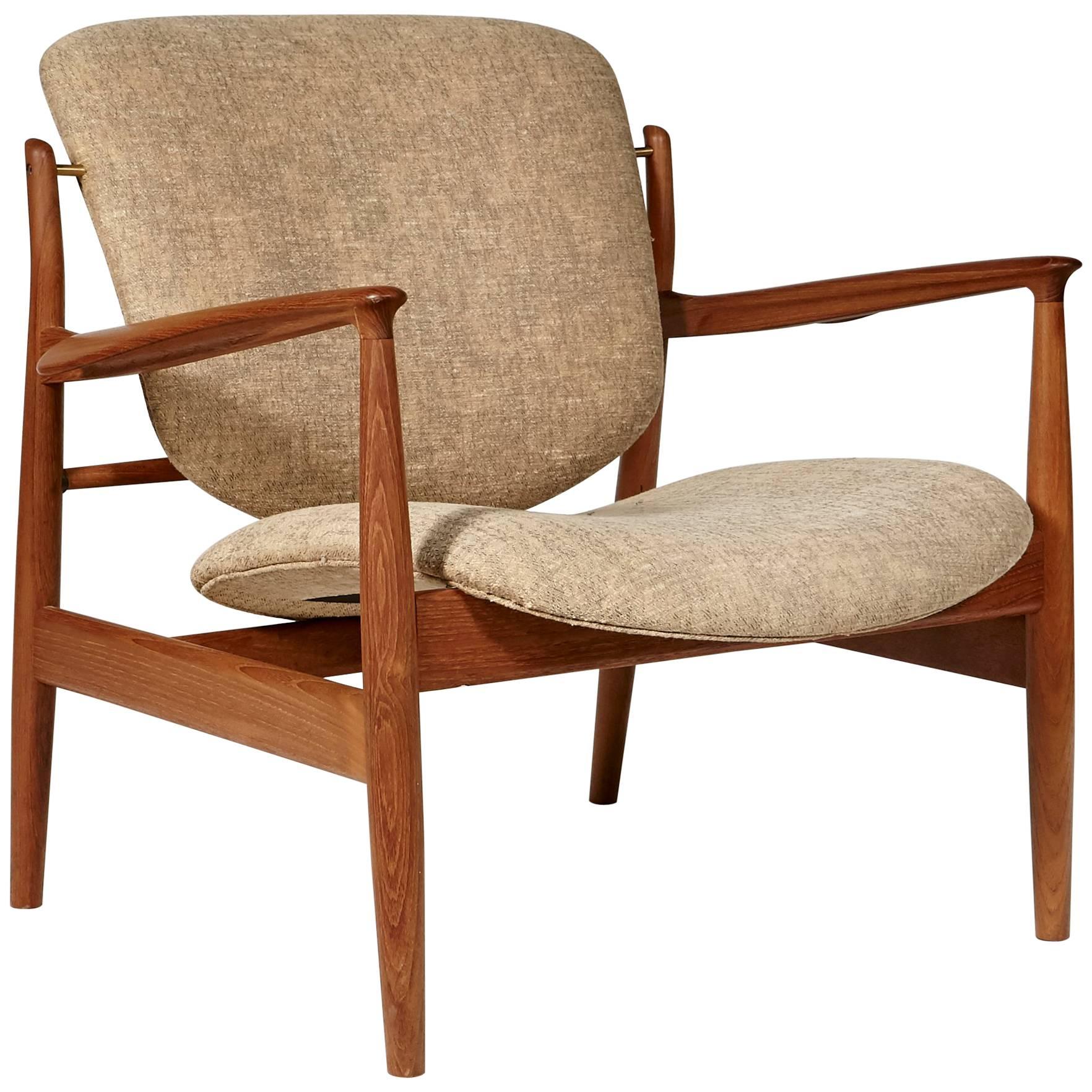 Finn Juhl Teak Danish Lounge Chair Model FD-136, 1950s For Sale