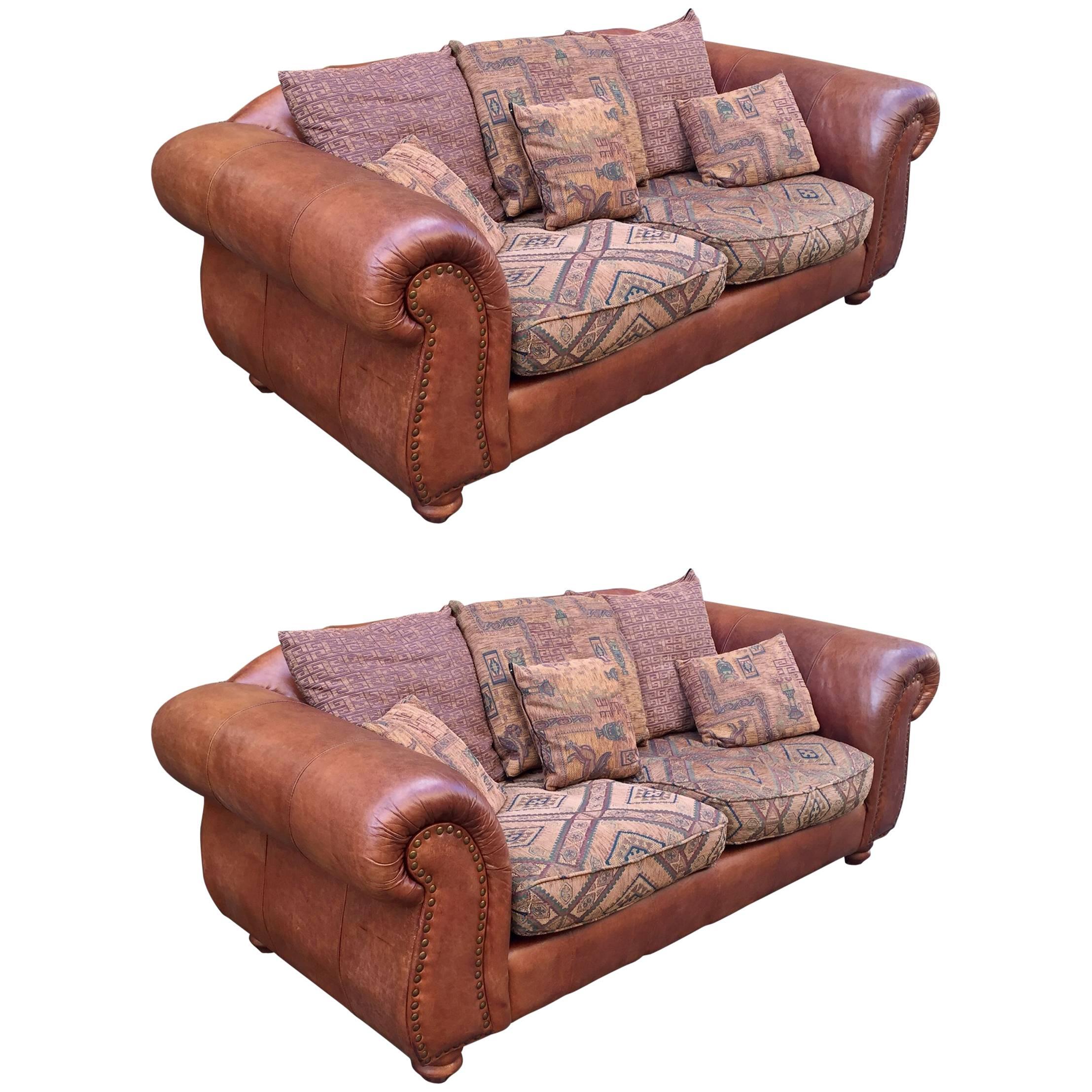 20th Century Pair of Leather Sofas Chesterfield For Sale