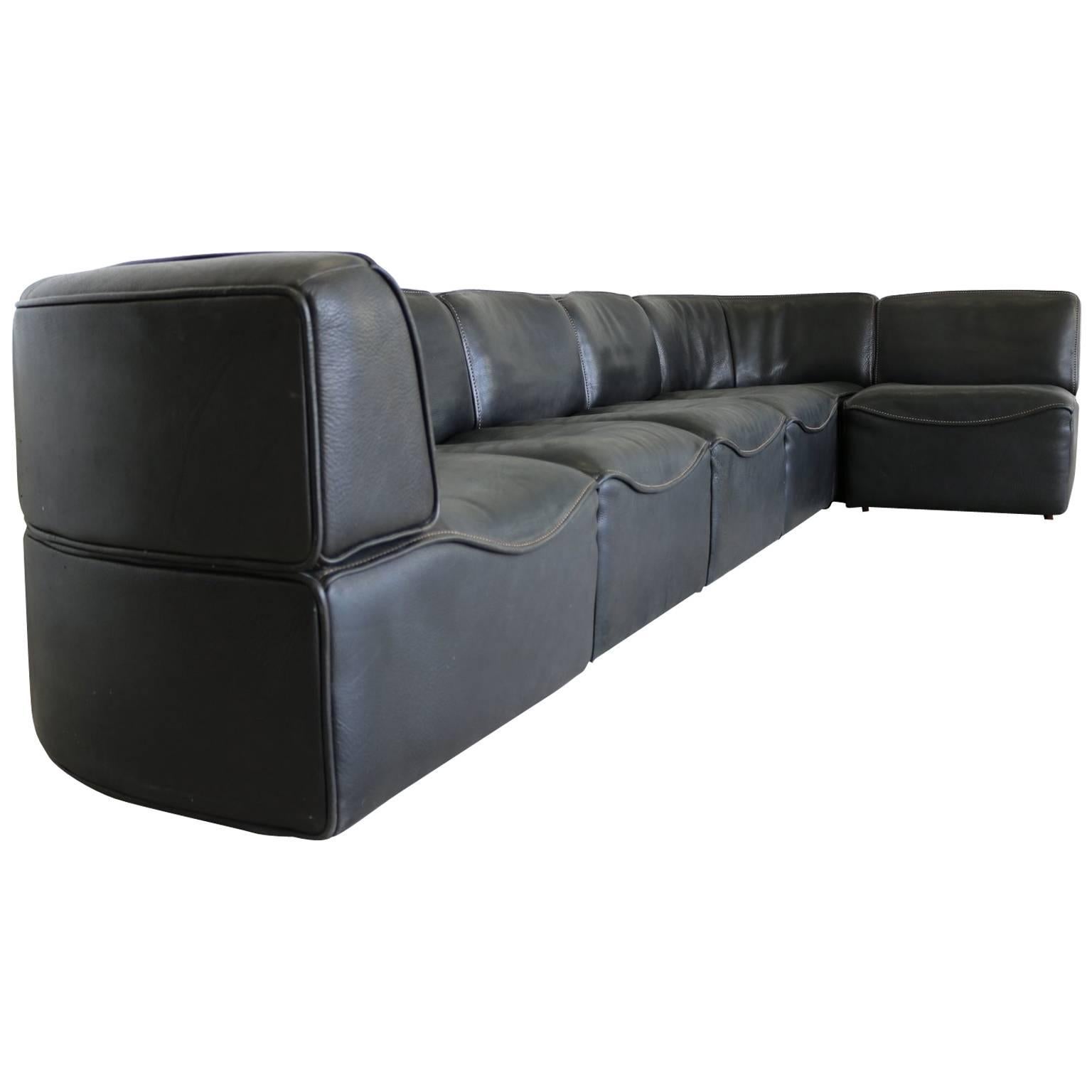De Sede DS15 Seating Group Thick Black Neck Leather For Sale