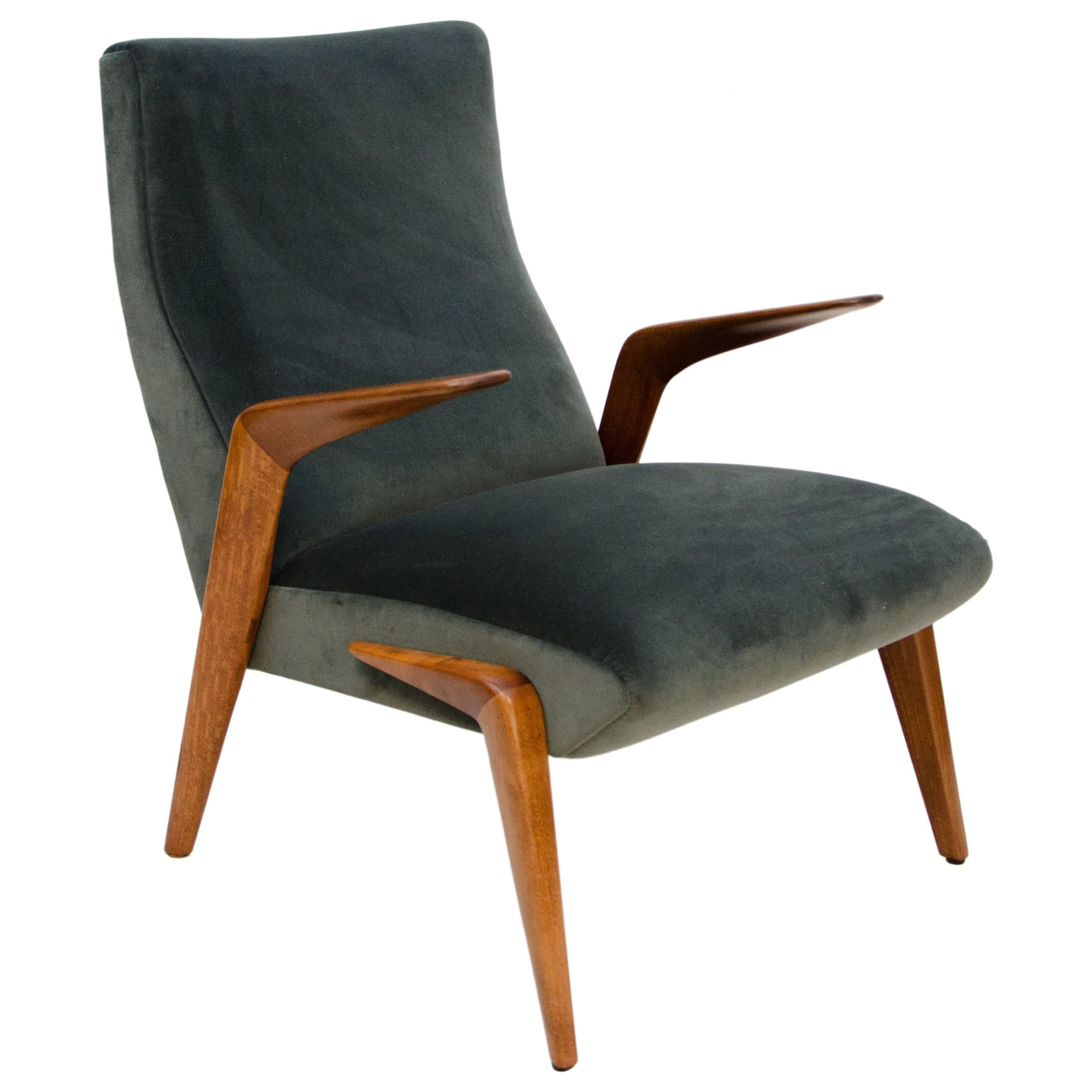 Italian Lounge Chair D71 Osvaldo Borsani for Tecno For Sale