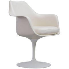 Tulip Armchair by Eero Saarinen, Knoll International