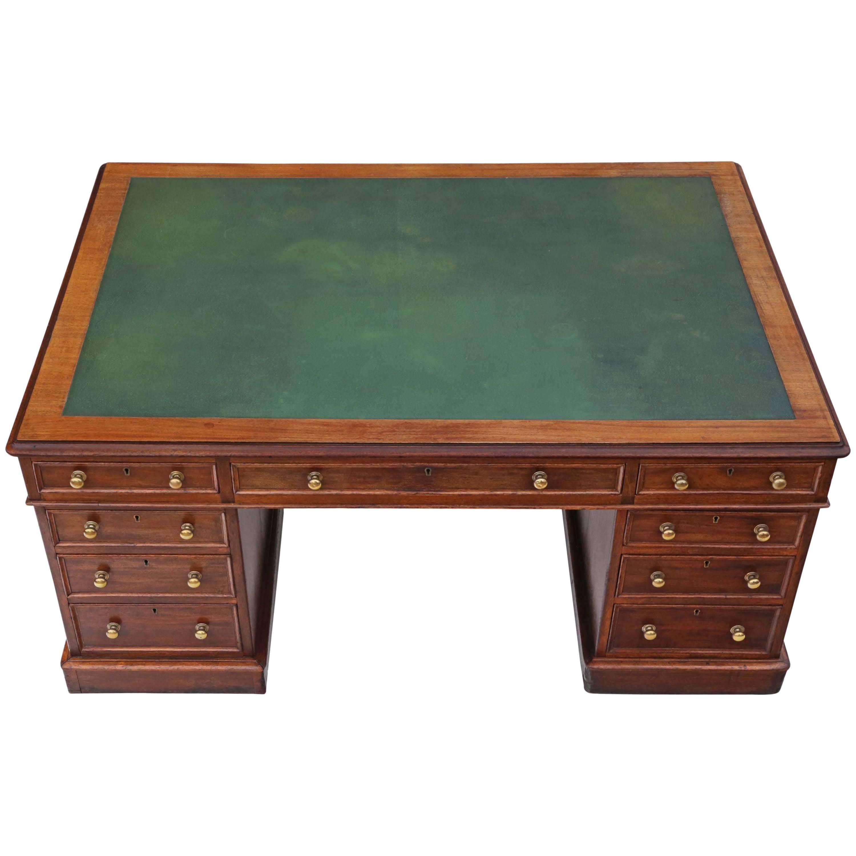Antique Quality Large Victorian circa 1890 Mahogany Partner's Desk For Sale
