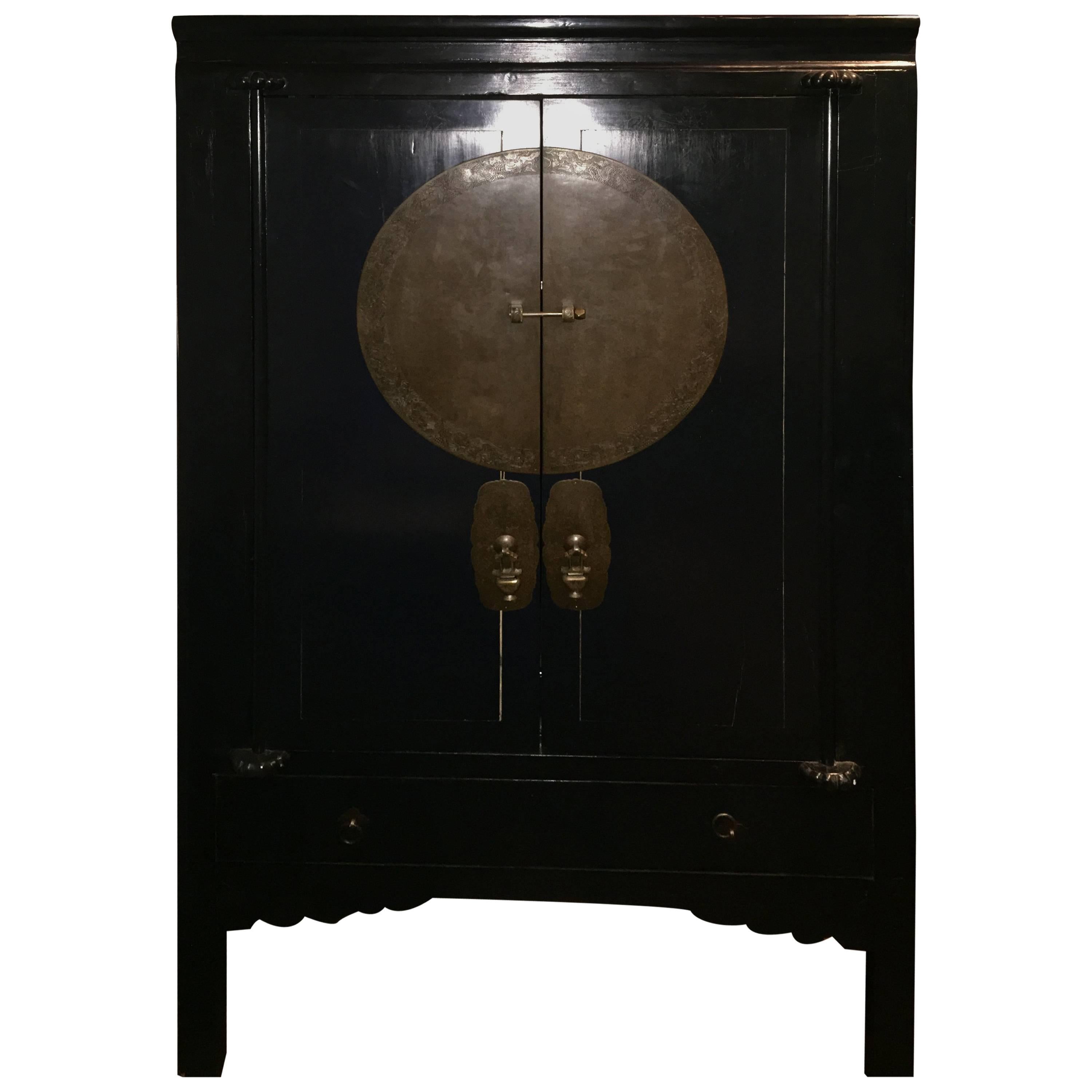 19th Century Q’ing Dynasty Wedding Dowry Cabinet For Sale