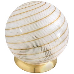 Lámpara de sobremesa esférica de cristal de Murano de Tronconi, Italia, años 70