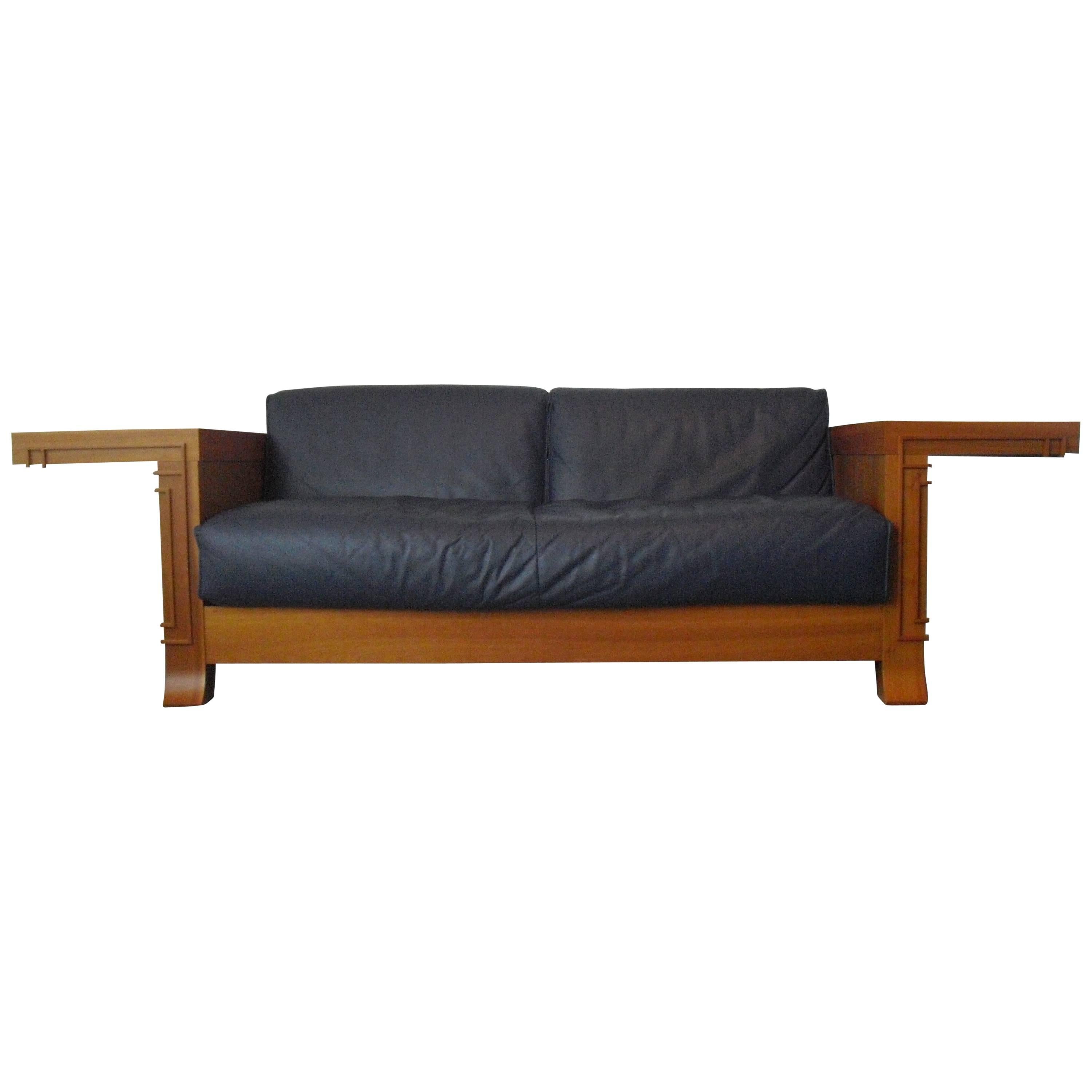 Art-Deco Cassina Robie 3 Two-Seat Leather Sofa by Frank Lloyd Wright For Sale