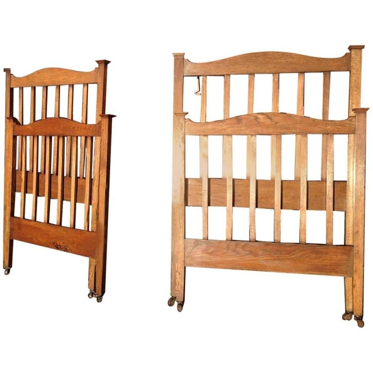 Good Quality Pair of Arts and Crafts Single Oak Beds in the Manner of