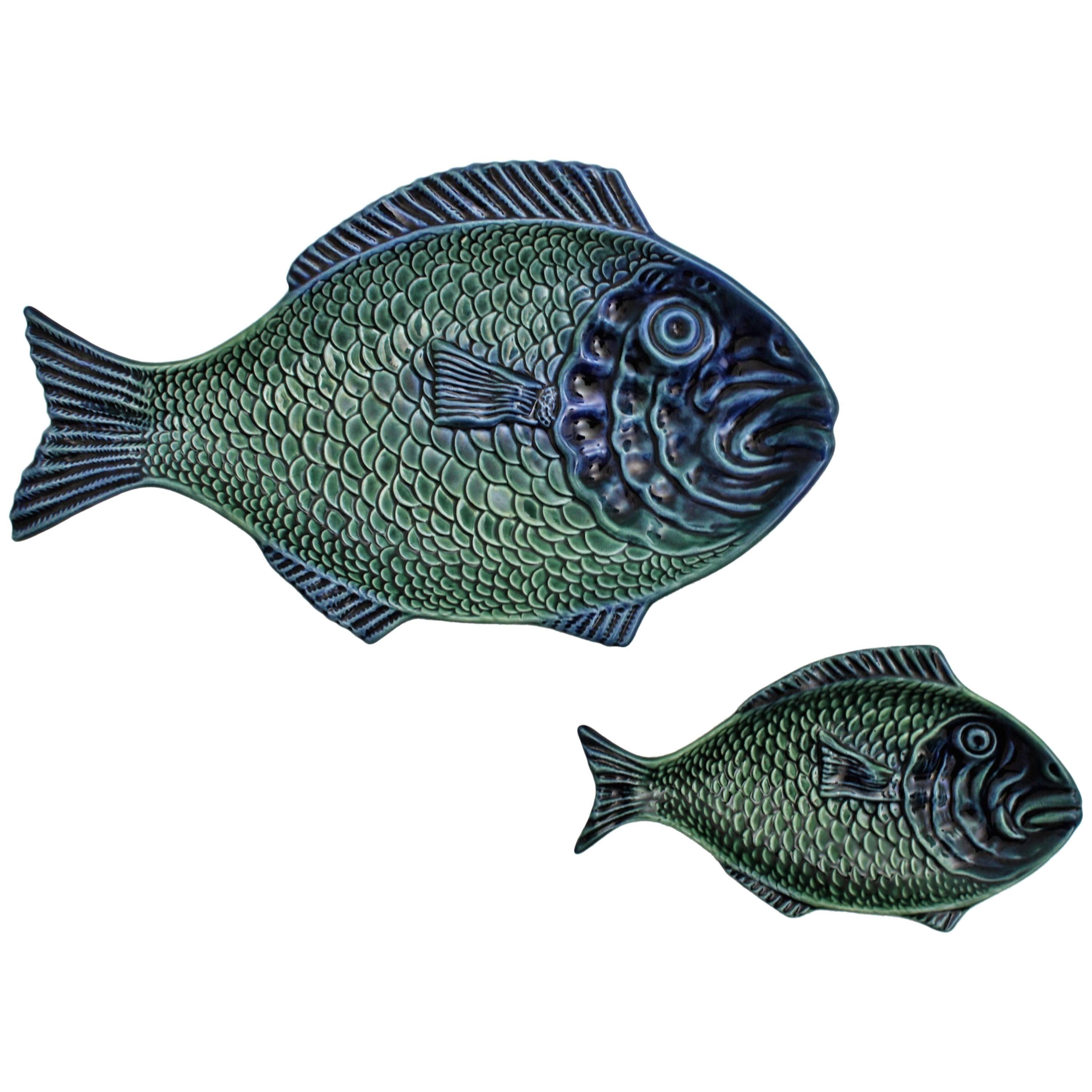 Pair of Blue and Green Majolica Glazed Ceramic Fish Platters, Portugal, 1960s