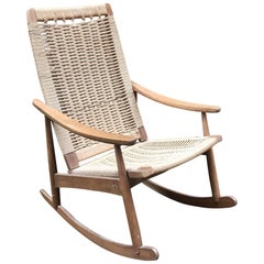 chaise à bascule moderne en bois et corde des années 1960