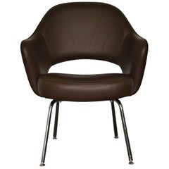 Fauteuil de direction Knoll Studio Saarinen en cuir Volo marron