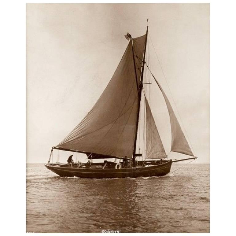 Early Silver Gelatin Photographic Print by Beken of Cowes - Yacht Senorita For Sale
