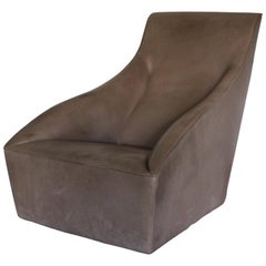 Used Molteni & C “Doda” Armchair in Pale Walnut-Brown Leather