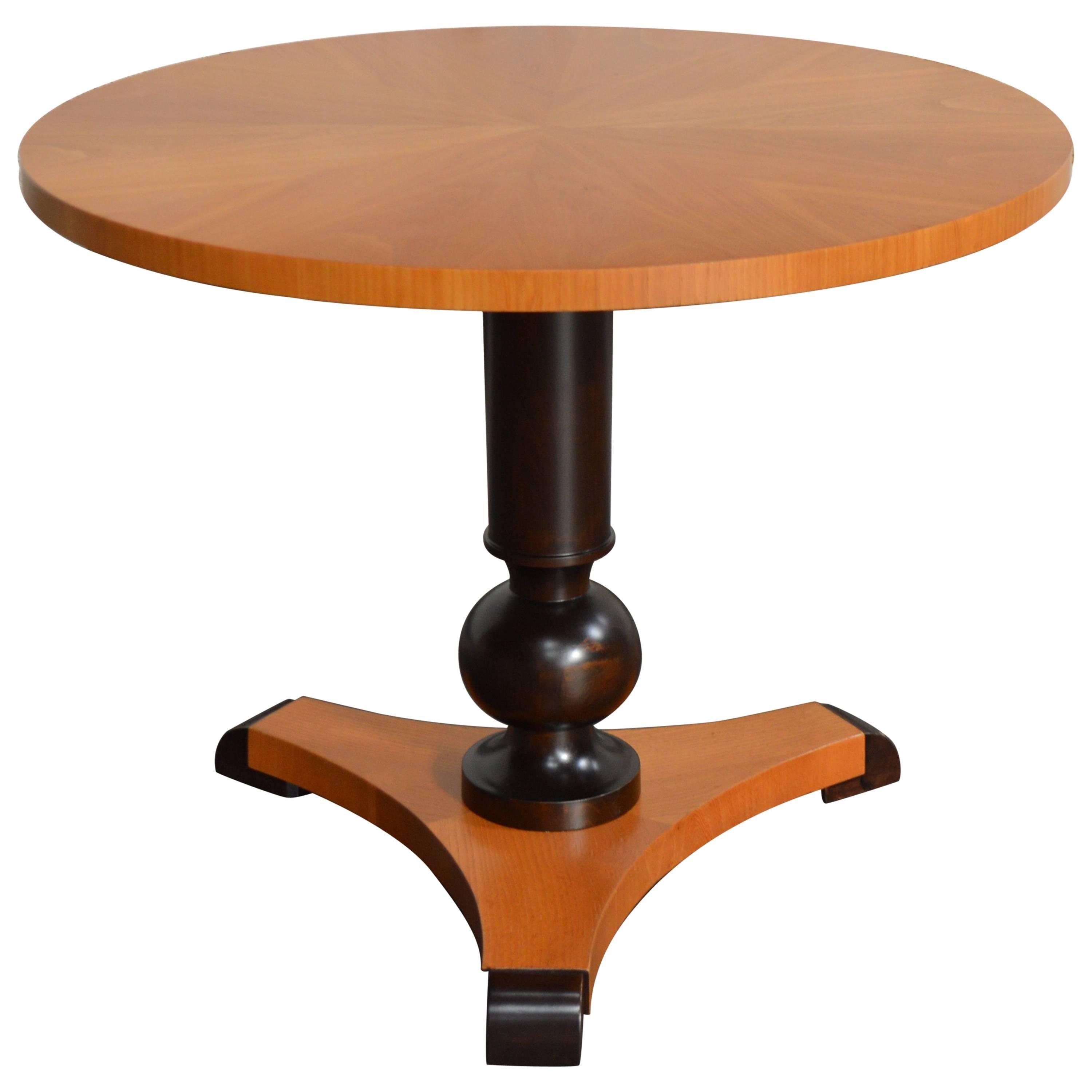 Swedish Art Deco Moderne Round Pedestal End or Side Table For Sale