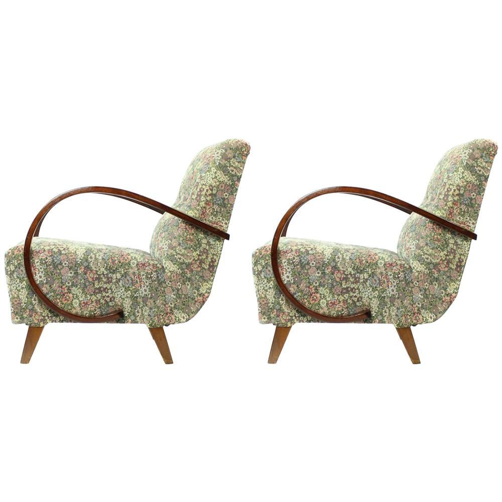 Classical Armchair by Jindrich Halabala in Original Floral Fabric, Czechia 1950s For Sale