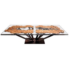 Mesa de comedor o conferencia de madera de olmo y resina