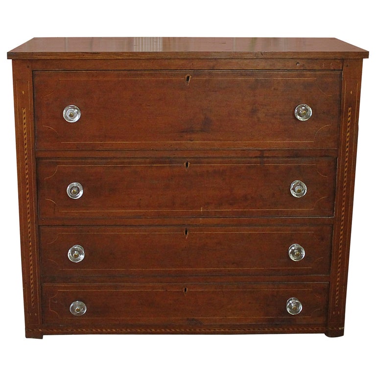 19th Century American Chest of Drawers with Glass Knobs For Sale at 1stDibs