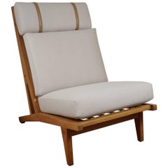Hans Wegner Classic Oak Lounge Chair