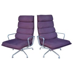 Mid-Century Pair of Armchairs Designed by Eames for Herman Miller