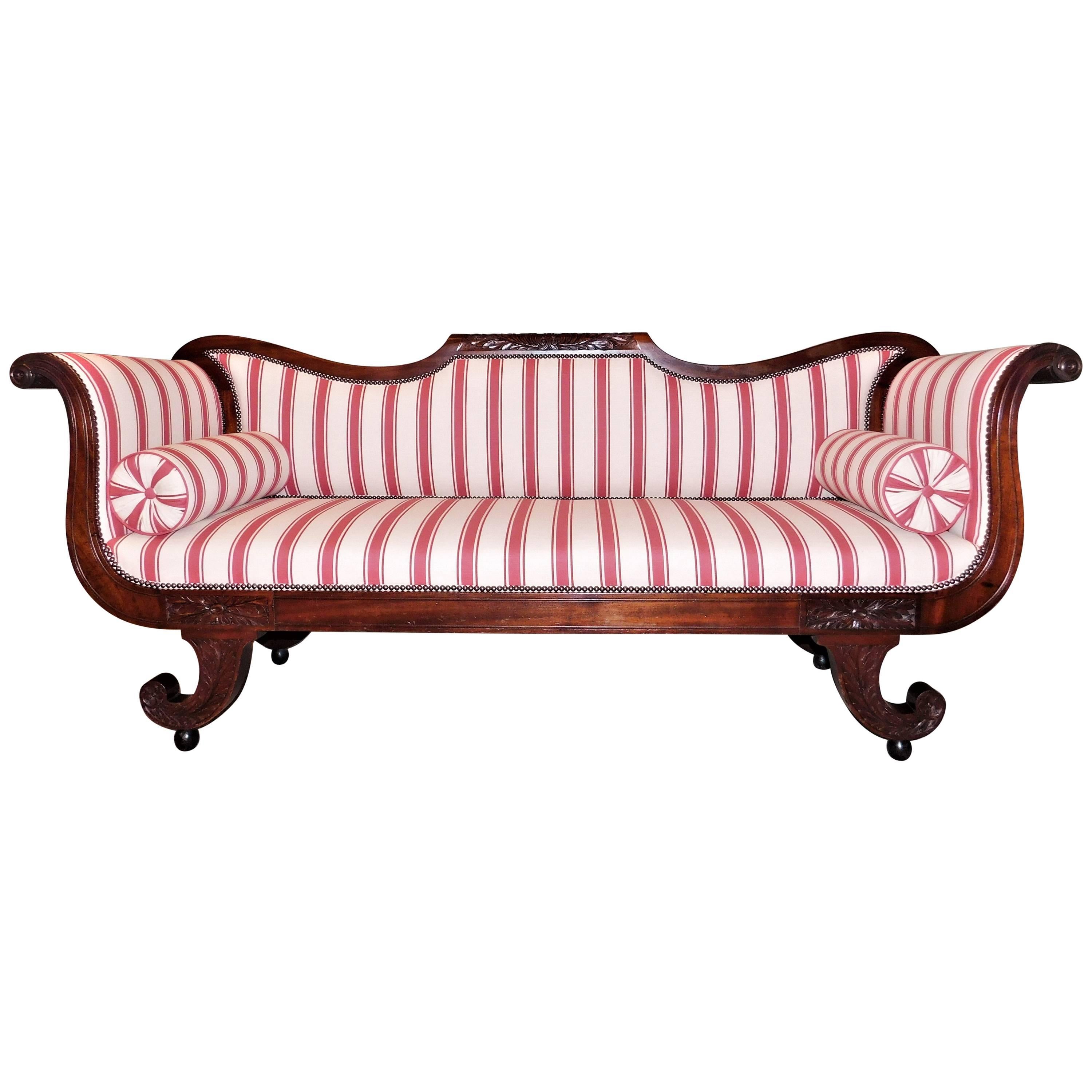 Classical Sofa, Mid-Atlantic, circa 1810 For Sale