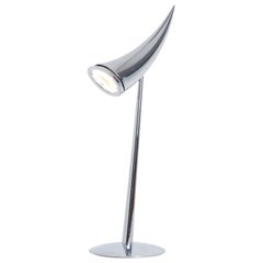Lampe de table Ara de Philippe Starck pour Flos