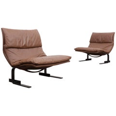 Pair of Saporiti ‘Onda’ Wave Lounge Chairs by Giovanni Offeredi