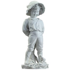 Fin du 19ème siècle Samson Bisque Statue Enfant avec un chapeau