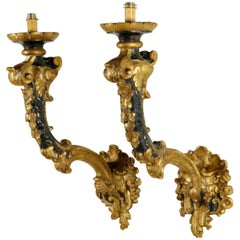 Antique Pair of Carved Chandeliers or Torch Holders Manufactured in Italy, 18th Century