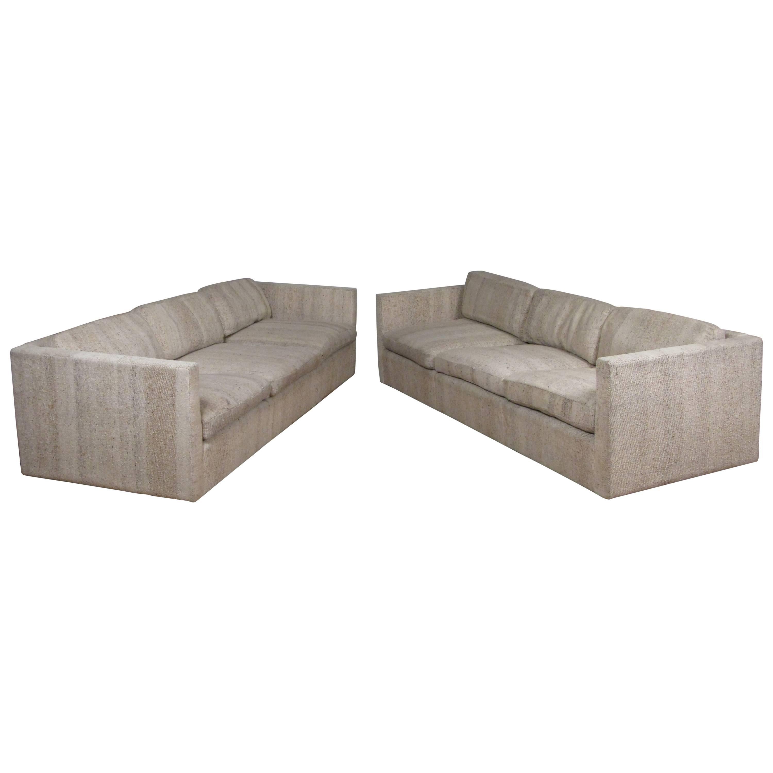 Pair of Classic Modern Sofas by Knoll
