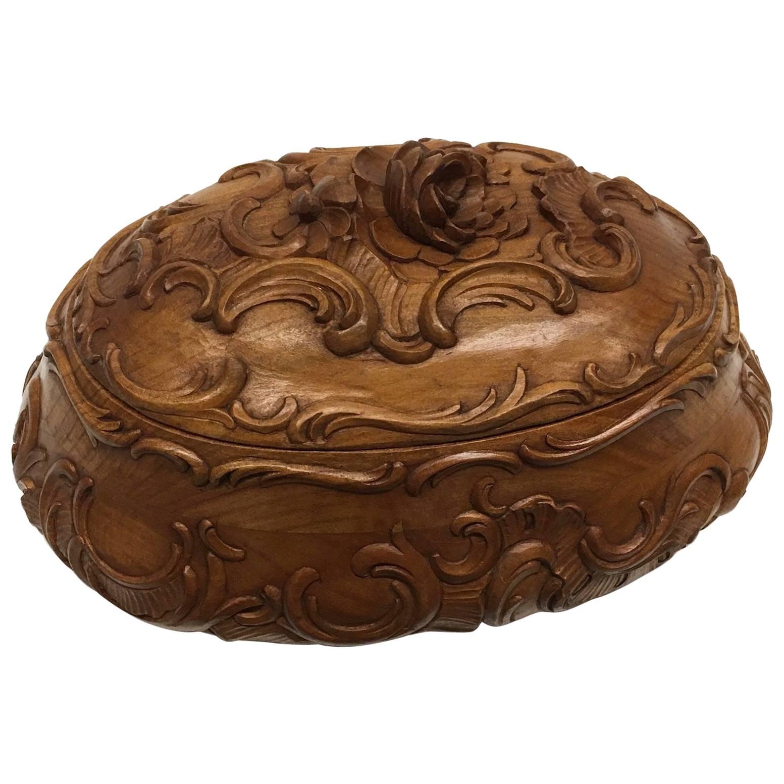 Carved Wood Black Forest Brienz Box with Floral Décor