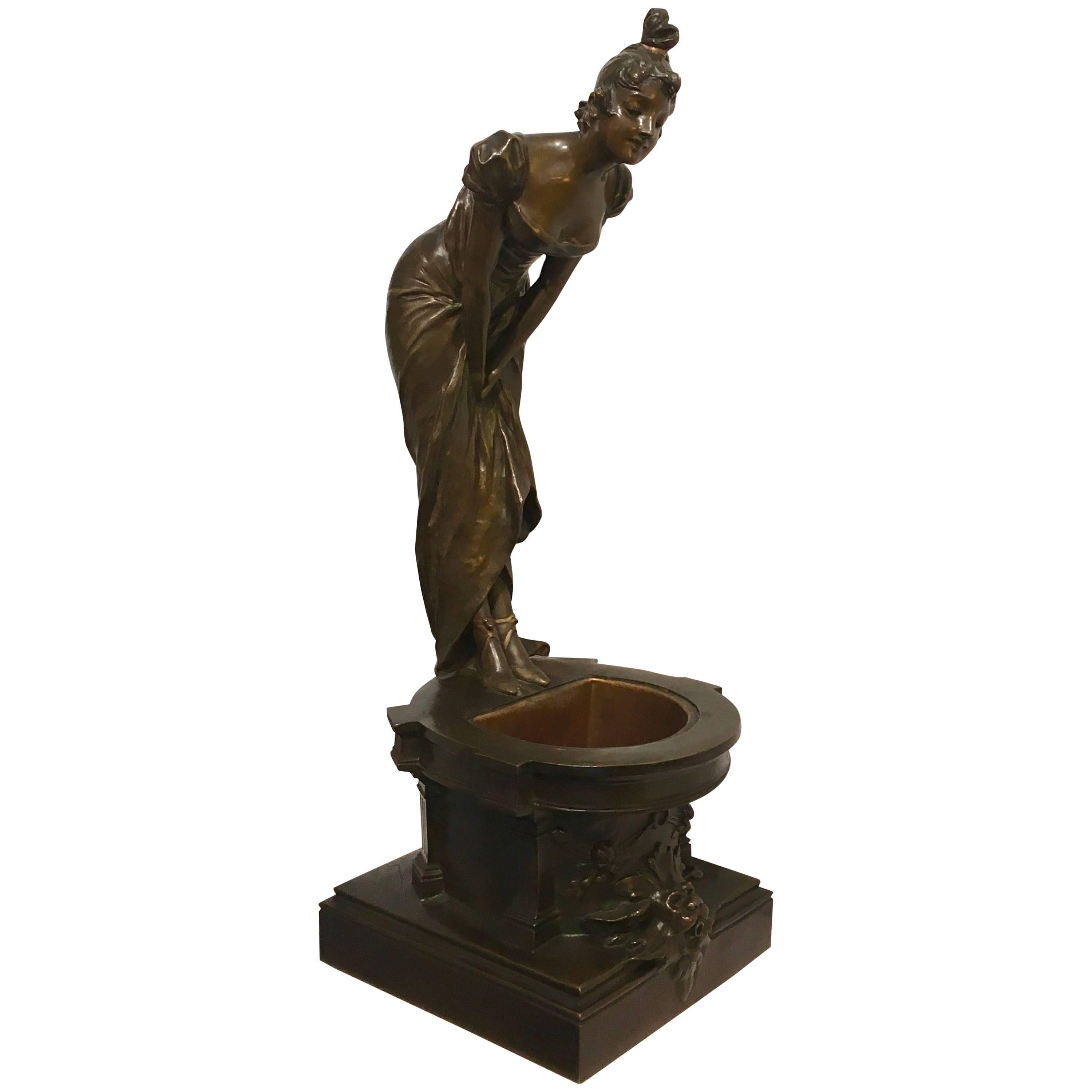 Art Nouveau Bronze "Elegant Lady by The Bassin" by Georges Van der Straeten