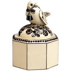 Box Sparrow on Lid Michael Powolny Gmunden Ceramics Model 64, 1913-1919