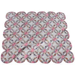 Antique Double Wedding Ring Quilt with Scalloped Border