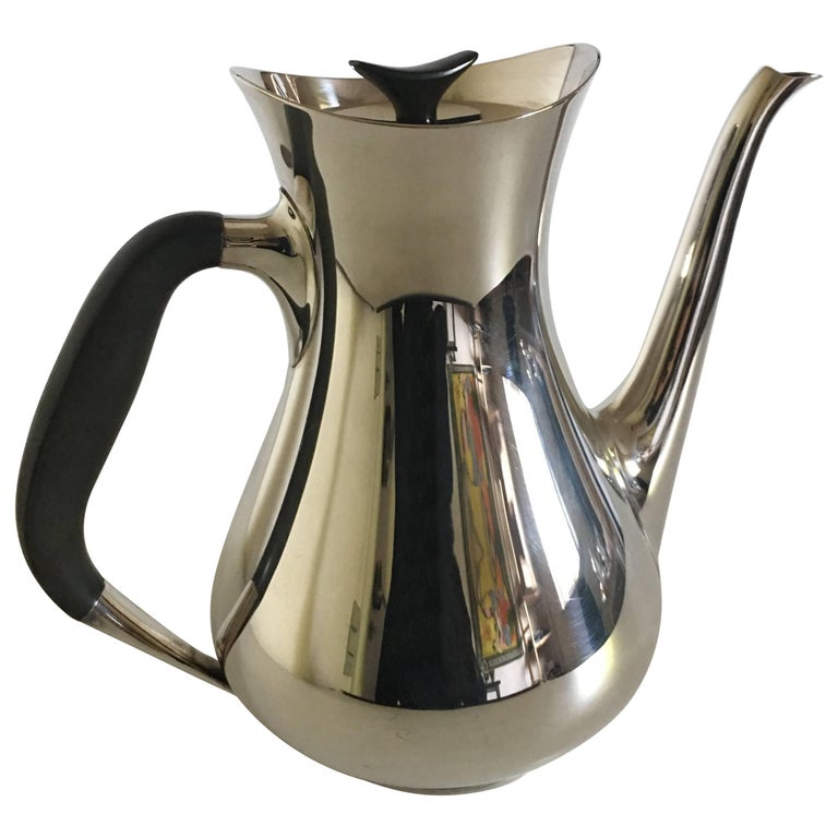 Cohr H.P. Jacobsen Coffee Pot in Sterling Silver For Sale