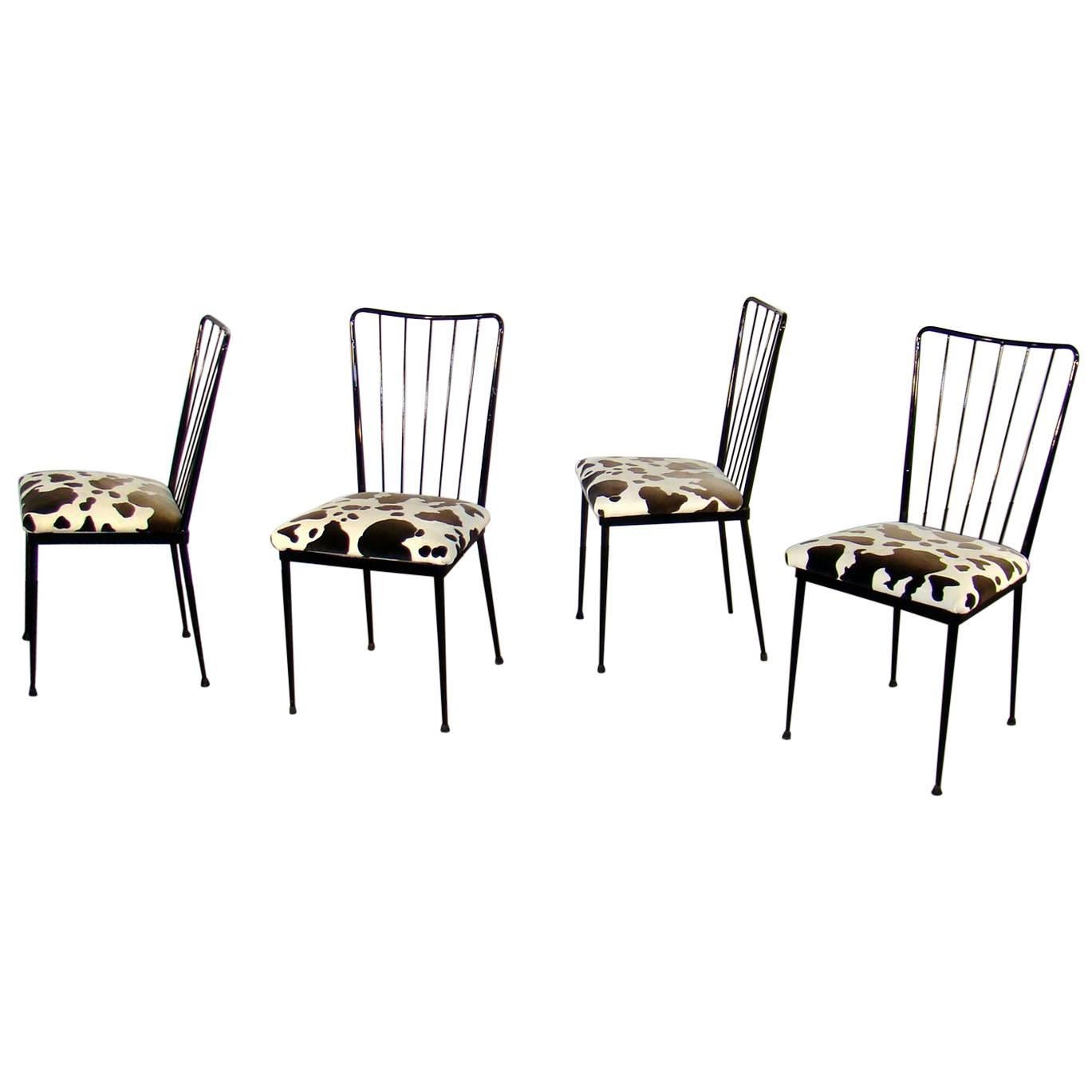 Cuatro sillas de metal lacado al estilo de Colette Gueden, hacia 1960