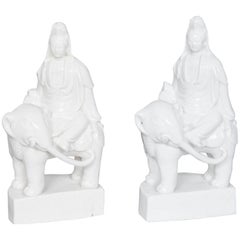 18th Century Pair of Blanc de Chine Guanyin Figure