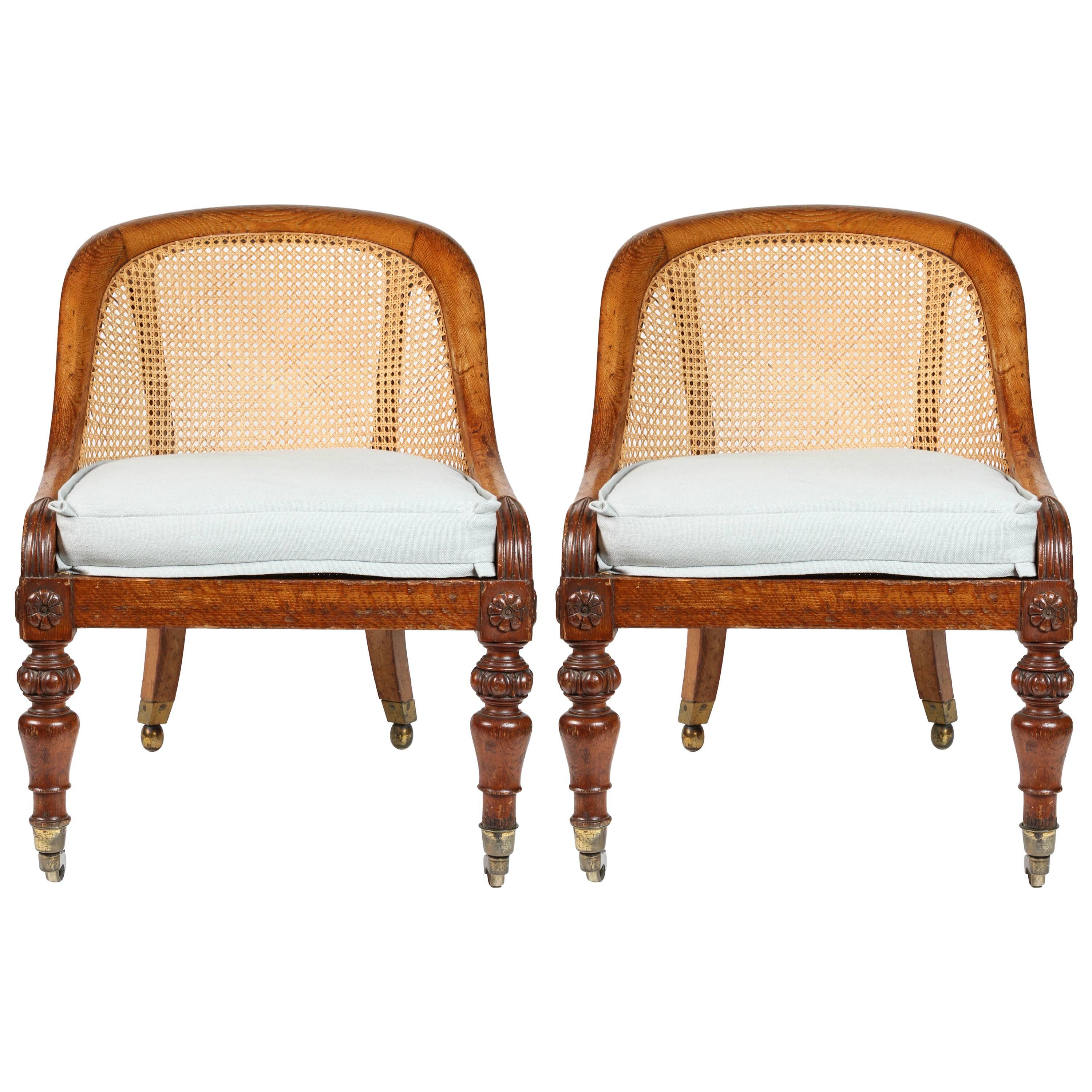 19th Century Pair of English Caned Spoon-Back Chairs For Sale