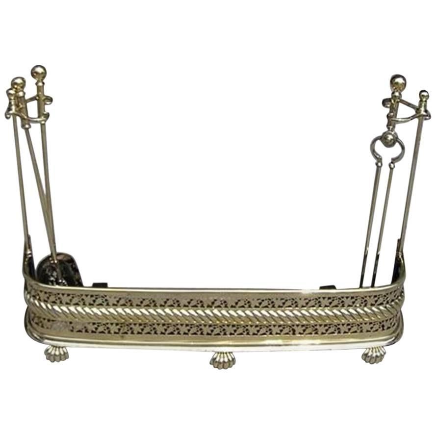 Pare-feu en corde en laiton anglais avec outils et supports d'origine, vers 1810