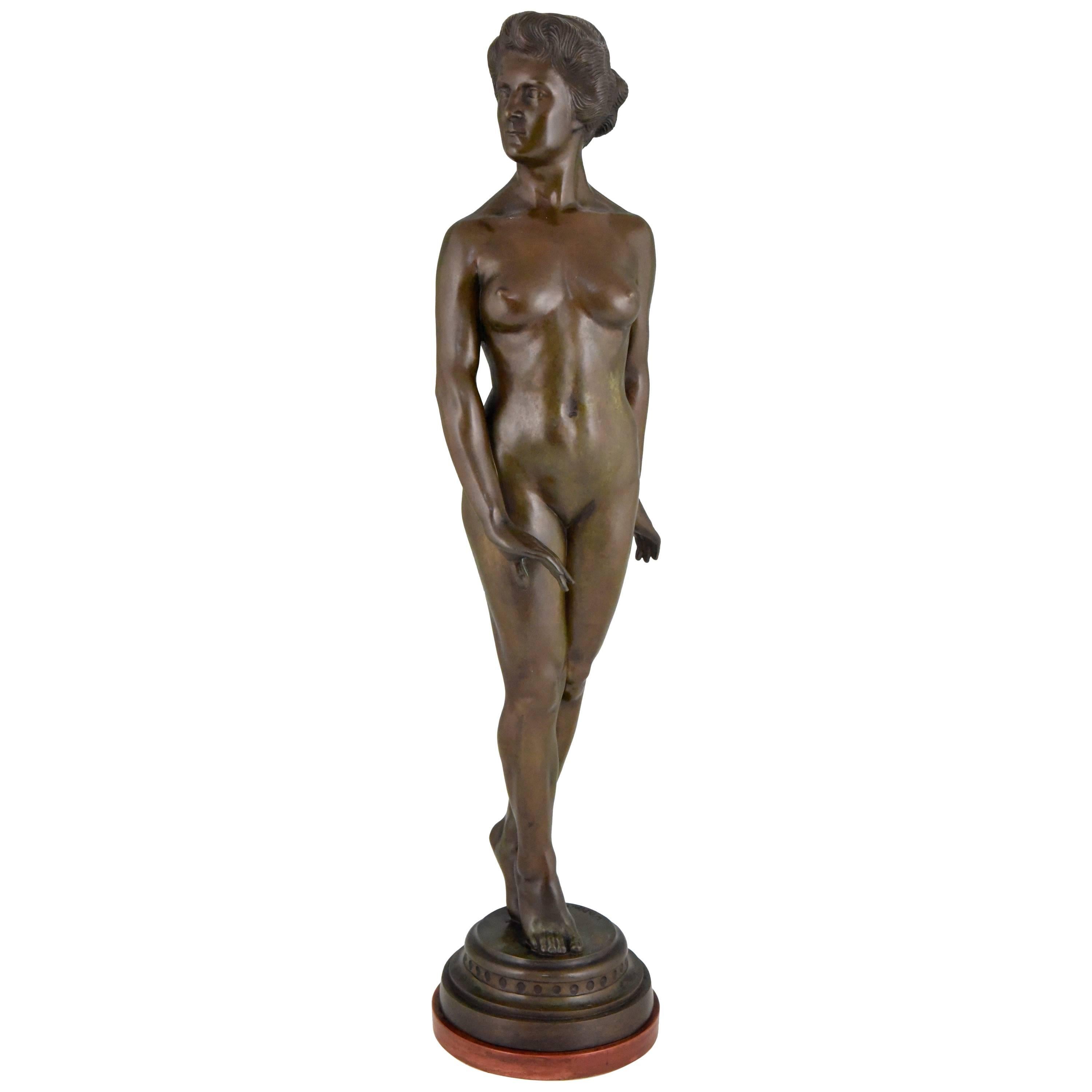 Nu debout en bronze Art Déco par Wilhelm Oskar Prack, 1930