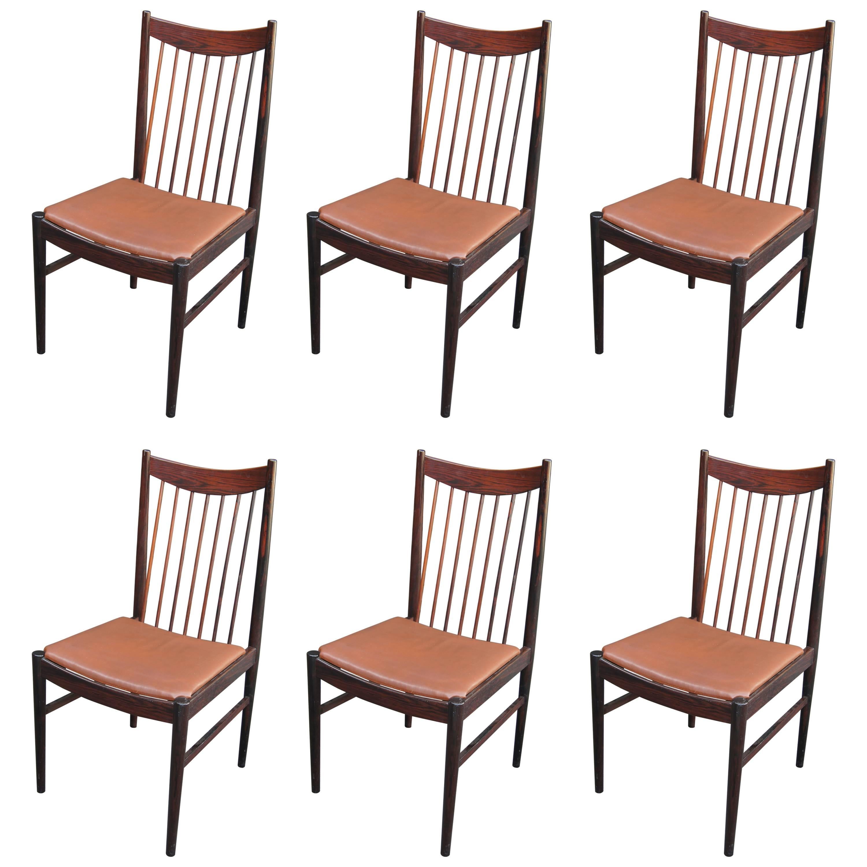 Ensemble de six chaises de salle à manger en bois de rose par Arne Vodder pour Sibast en vente