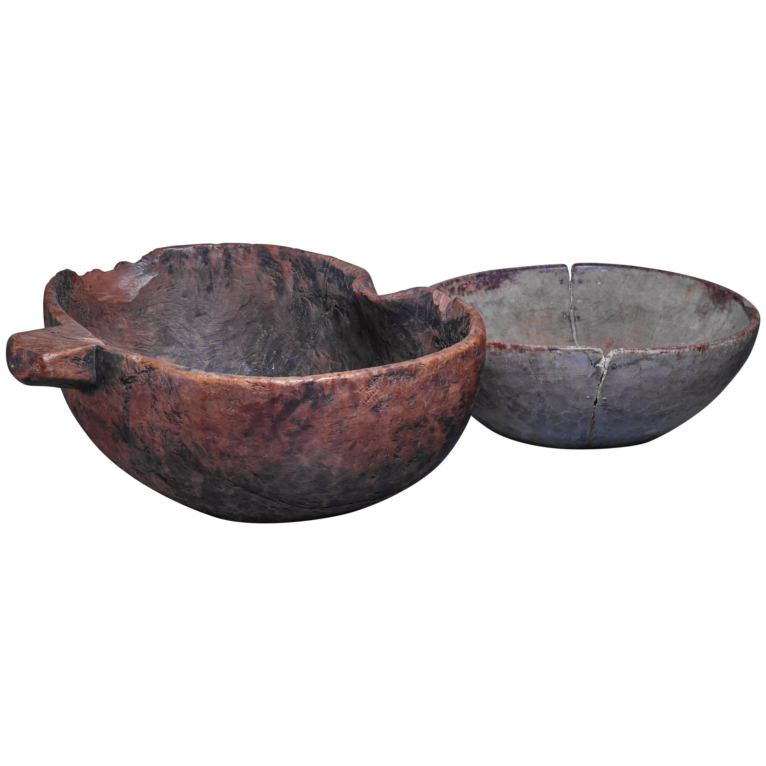 Pair of Folk Art Wood Bowls, Sweden, 19th Century For Sale