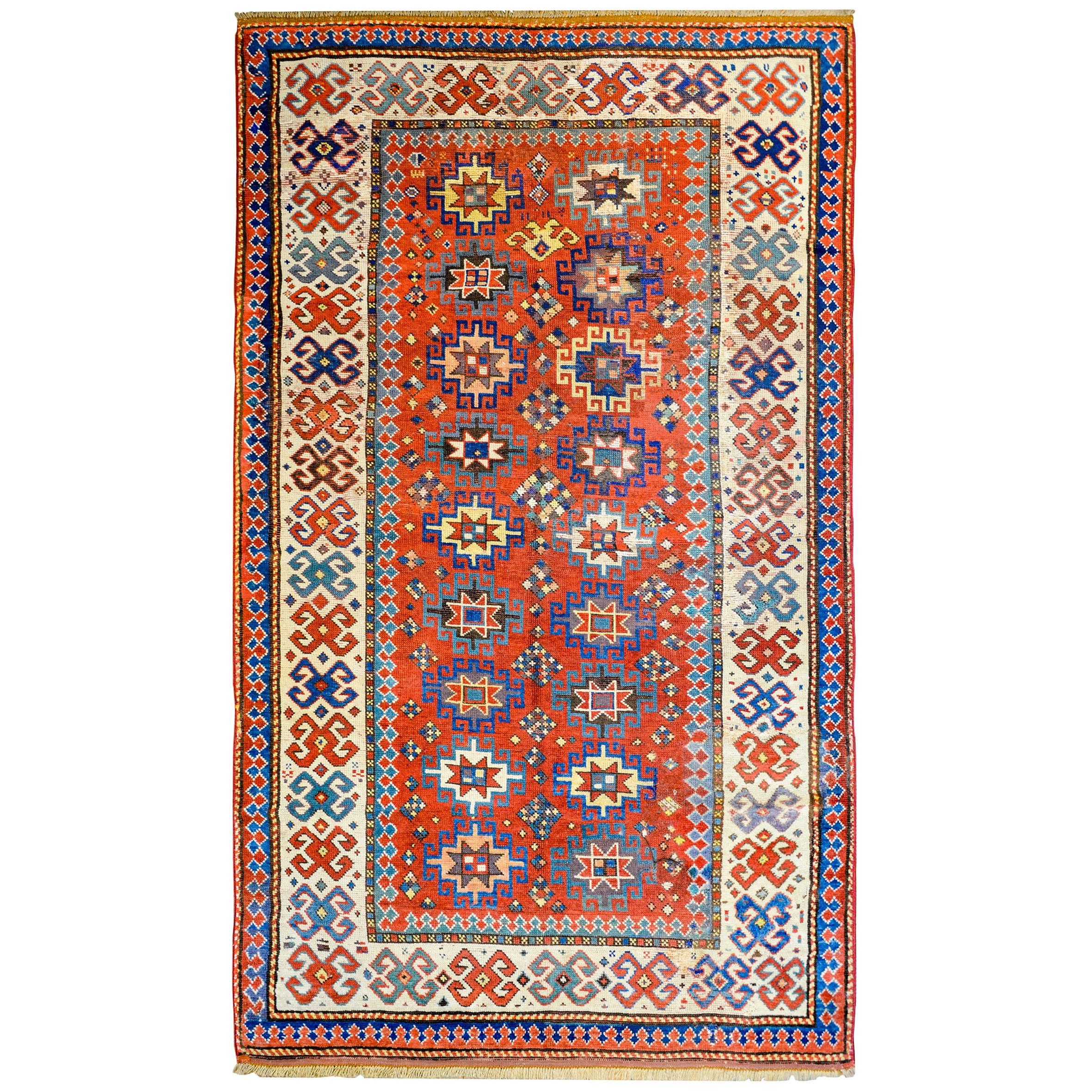 Hervorragender Lammfell-Teppich aus dem frühen 20. Jahrhundert aus kaukasisch-kaukasischem Kazak