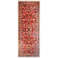 Exceptional Early 20th Century Sarouk Runner