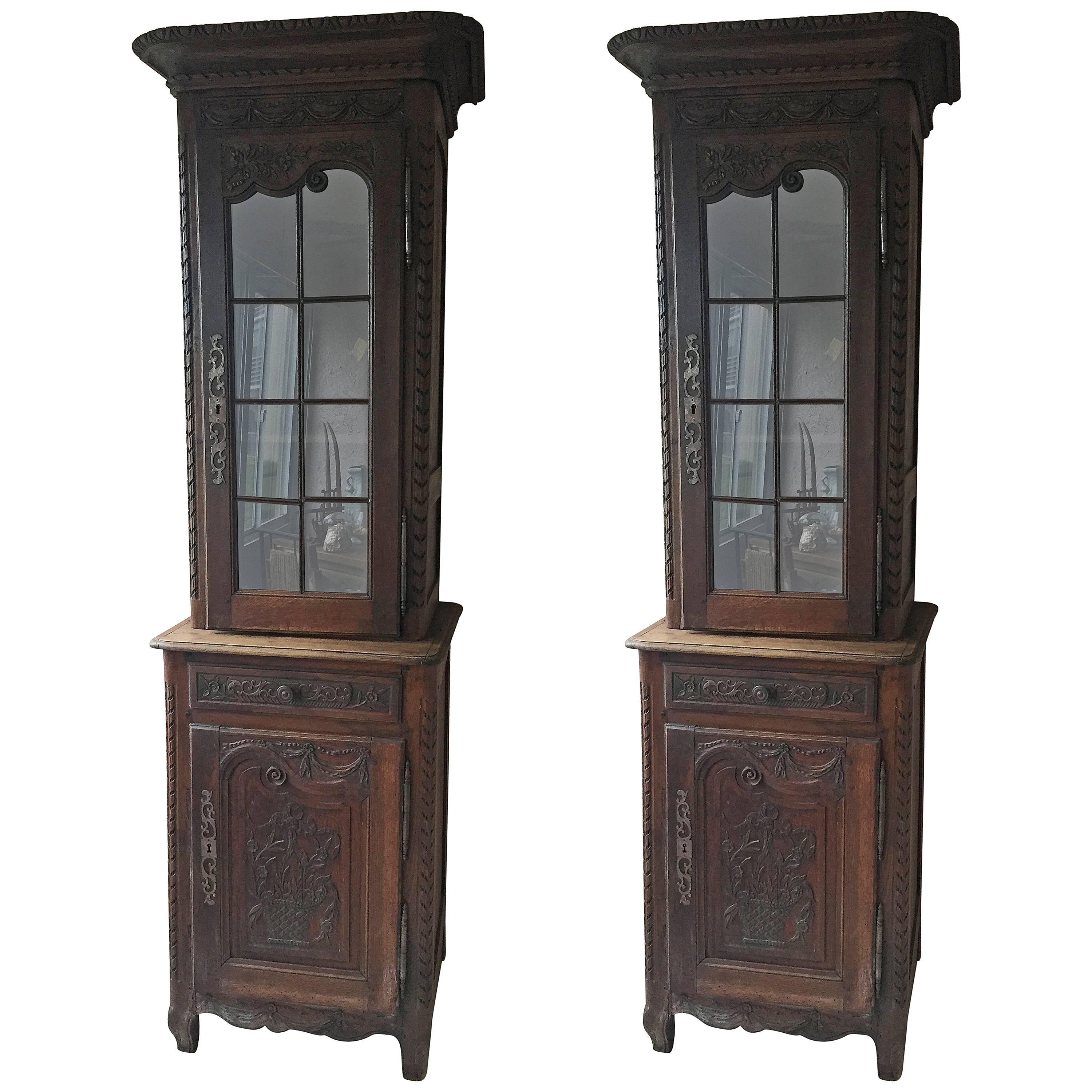Pair or Early 19th Century Louis XV Style Biblioteque For Sale