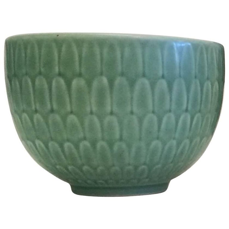 1950s Nils Thorsson Small Green Faience Marselis Bowl Royal Copenhagen  For Sale
