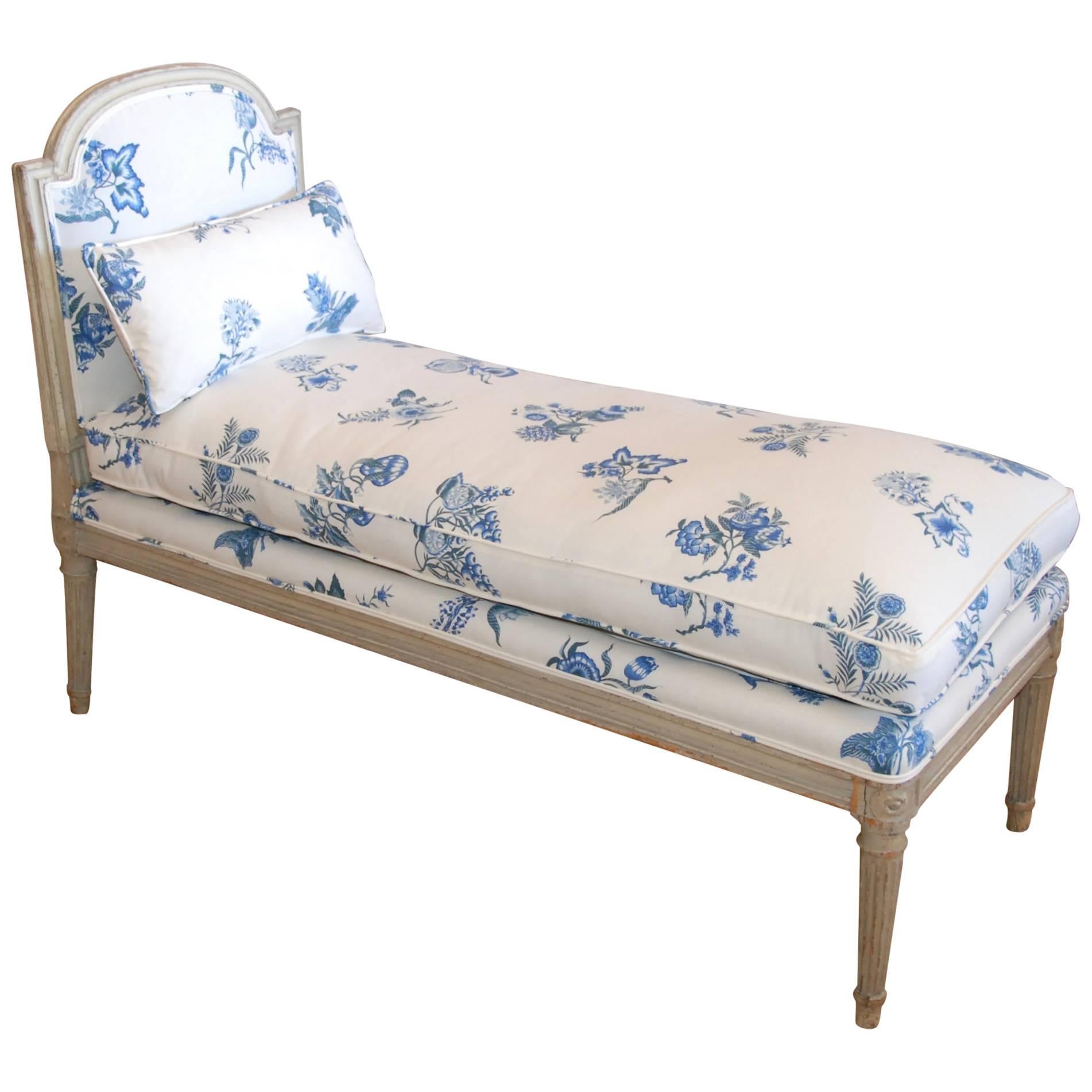 Early 19th Century French Painted Chaise
