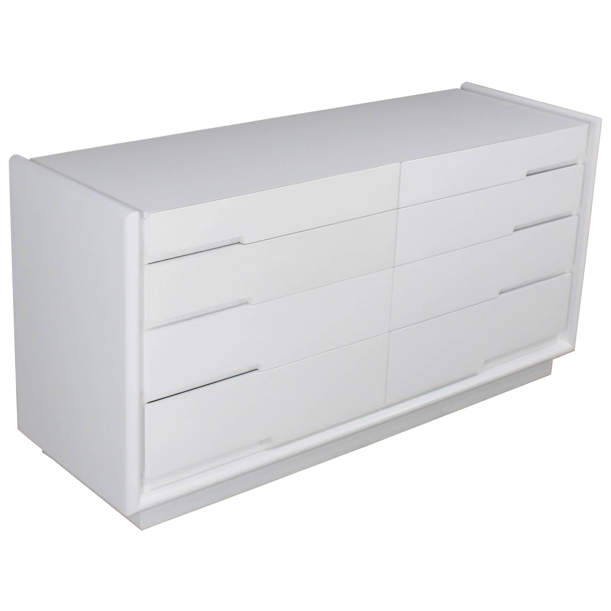 White Lacquer Eight Drawers Mid-Century Modern Double Dresser For Sale