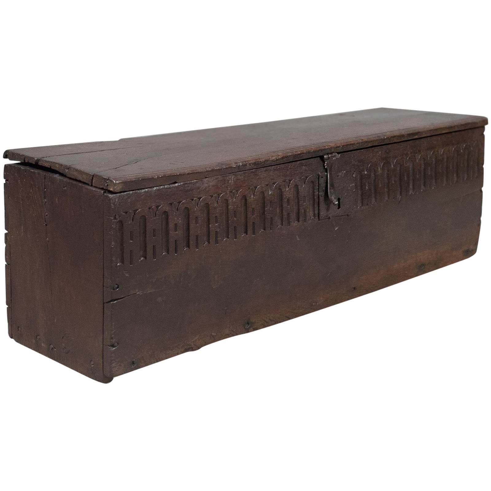 Antique Coffer in Oak, Six Plank Sword Chest, English, Mid-17th Century Trunk