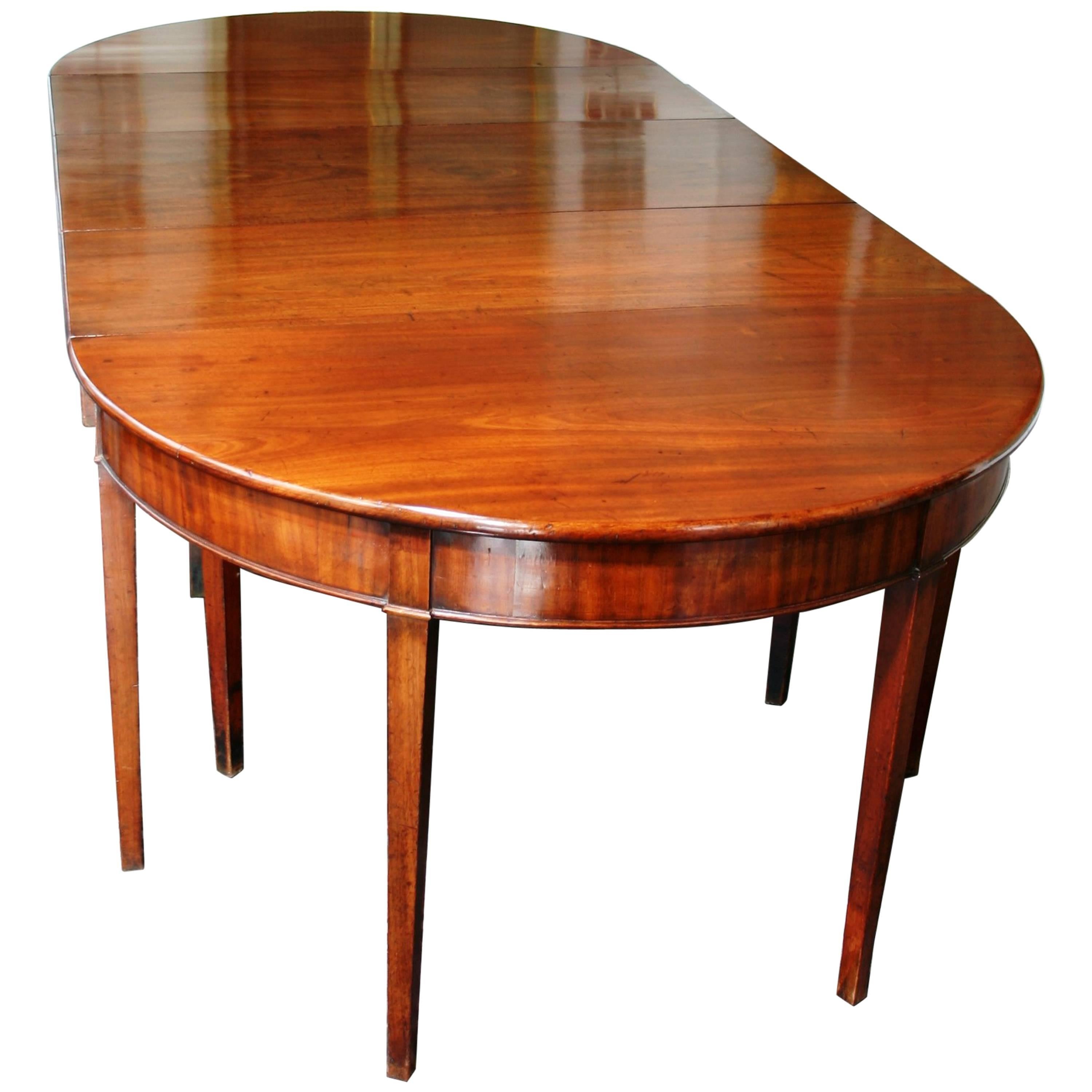 Superb Original Late 18th Century Dining Table For Sale