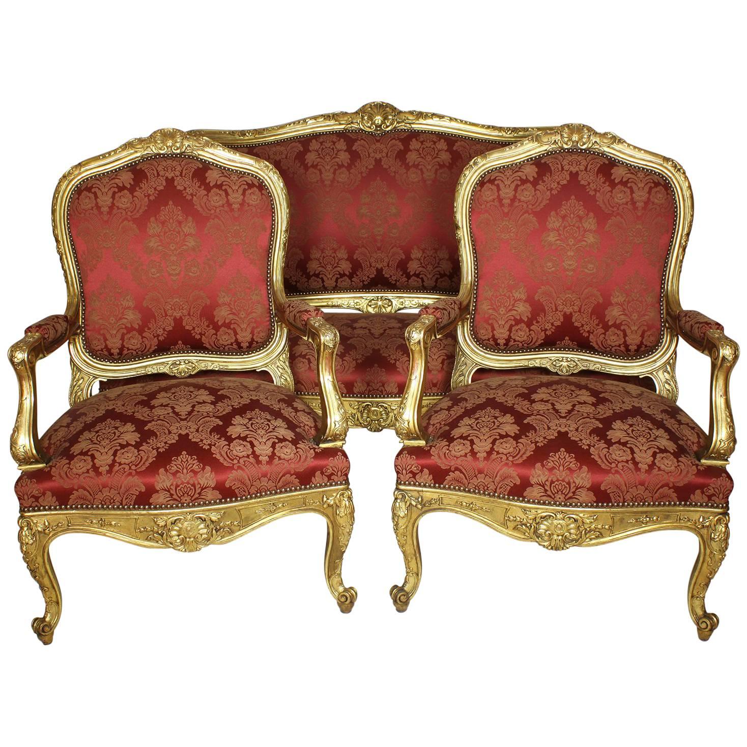 Suite de salon palatial en bois doré sculpté de style Louis XV du xixe siècle, trois pièces en vente